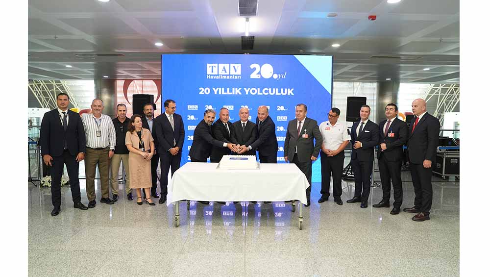 TAV Havalimanları İzmir’de 20. Yılını Kutluyor